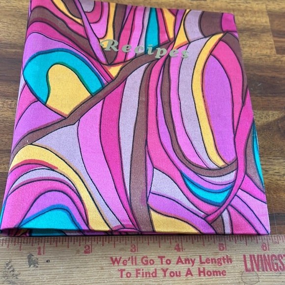 Vintage Retro Cloth Covered Recipe Card Holder Book~Hong Kong - Picture 6 of 7